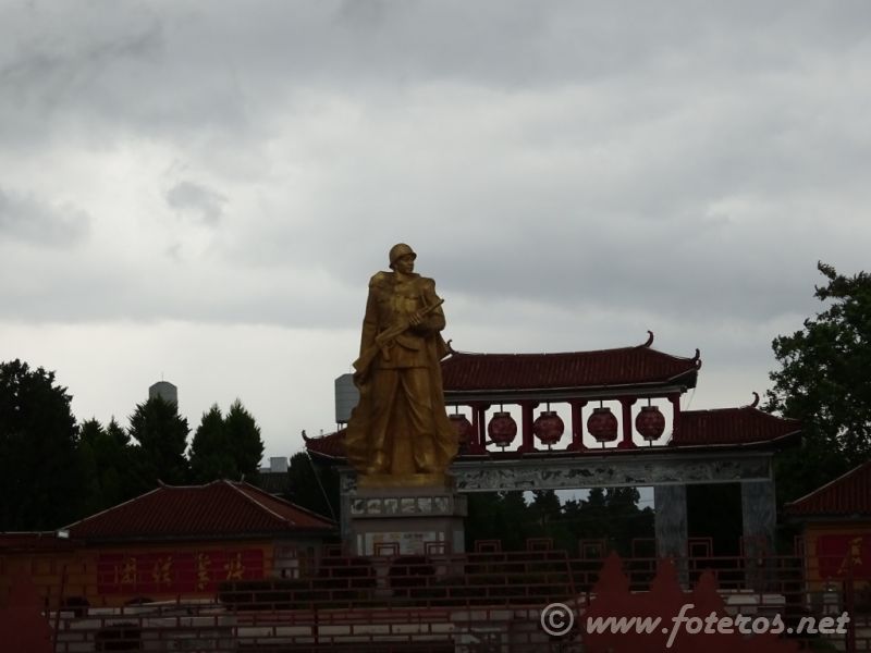 28
Yunnan - Dali
Monumento
Palabras clave: Elenita