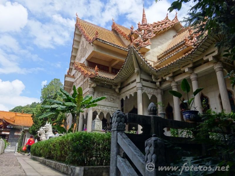 13
Yunnan-Kunming
Templo Yuantong
Palabras clave: Elenita